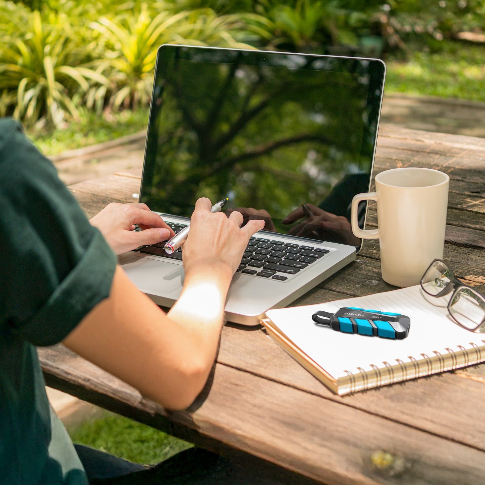 ADATA SC740 External SSD USB 3.2 Gen2 1050MB/s Read 1000MB/s Write Built-In USB-C Cable MIL-STD Drop - 1TB:圖片 7